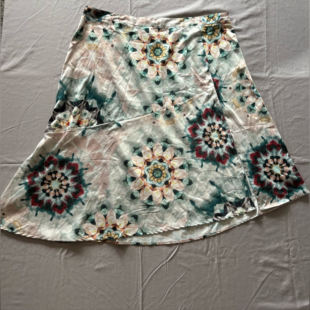 Neon Rose Green Silver Satin Midi Skirt | Asymmetrical Split | Size 26